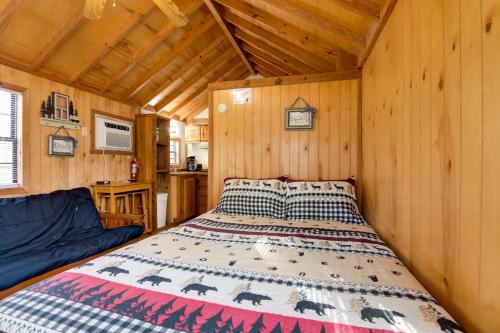 Blue Ridge Getaway! Studio w/Resort Amenities