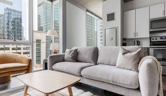 Blueground | Chicago Loop, rooftop, nr Millennium Park