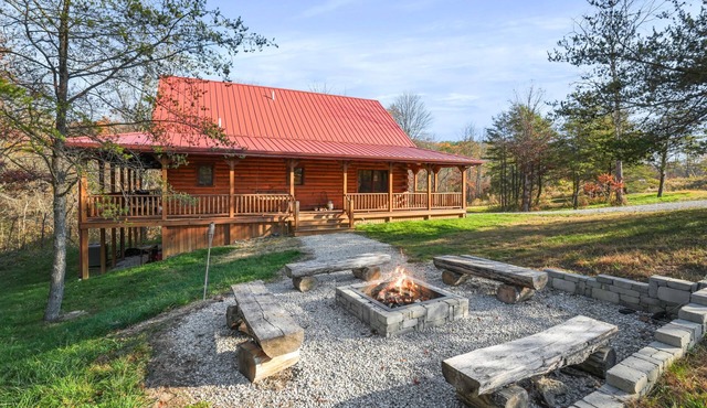 Byers Haven | Hocking Hills, 5BR, Hot Tub, Firepit