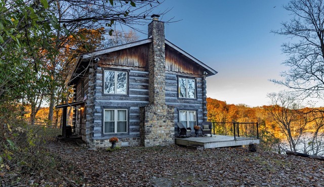Cabin on Versailles State Park Lake