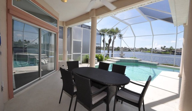 Canal Home w Heated Pool Dock