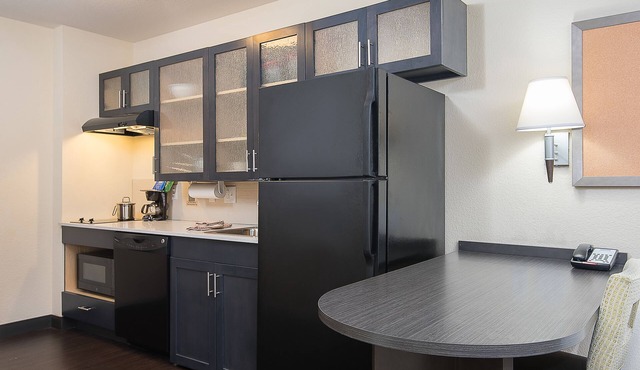 Candlewood Suites Bloomington by IHG