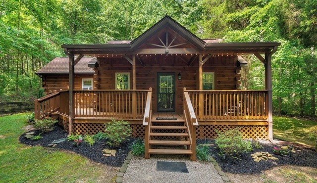 Cedars Edge cabin at Patoka Lake w/park pass