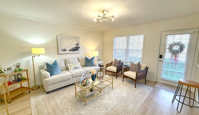 Charming 2-bedroom Condo in Oxford- 1 mile to the Square and Ole Miss