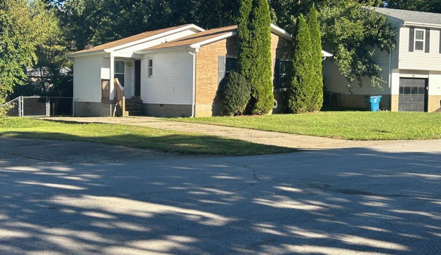 Charming 3-bedroom house in Louisville perfect for relaxing