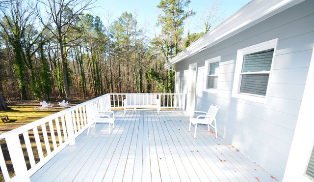 Charming 4-bedroom residential home!