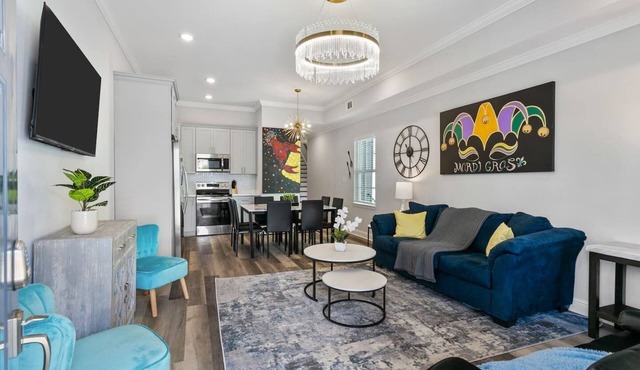 Charming 5BR/5BA | Parking | Near French Quarter