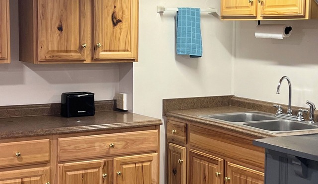 Charming Basement apartment! Great for Families.