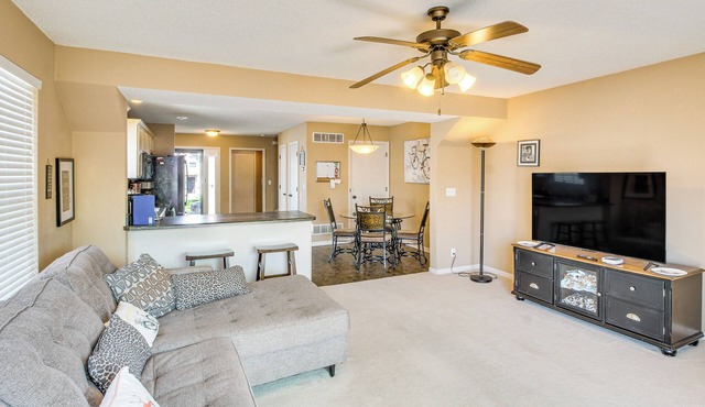 Charming Extended-Stay Townhome, Outside KCMO