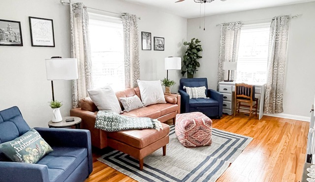 Charming Historic Downtown Home. Close to Lee University. Pet Friendly!