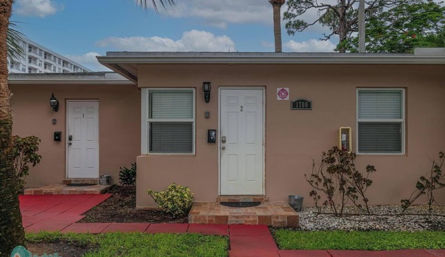 Charming Private Apartment with Full Kitchen – Perfect Location for students!