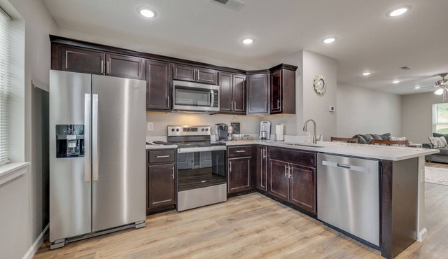 Charming Townhome near Hard Rock Casino! 2 Br 2.5BA, New Construction and modern