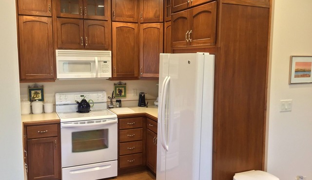 Circle F Acres: Comfortable, Rural Setting, ARK, Distilleries, Pet friendly