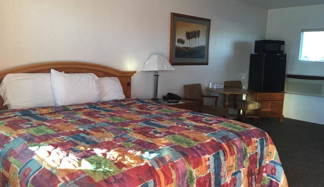 Circle S Lodge in Gering