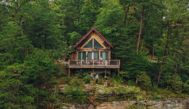 Cliffside Cabin, 50 Acres Near Red River Gorge