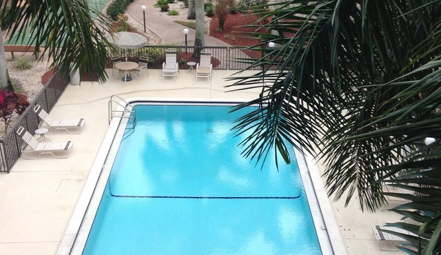 Close to Downtown Ft. Myers