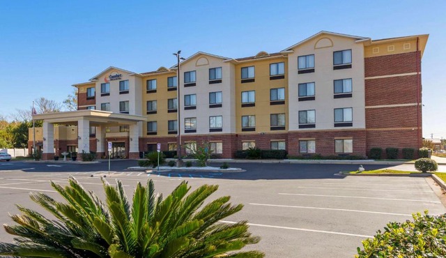 Comfort Inn & Suites Montgomery Eastchase