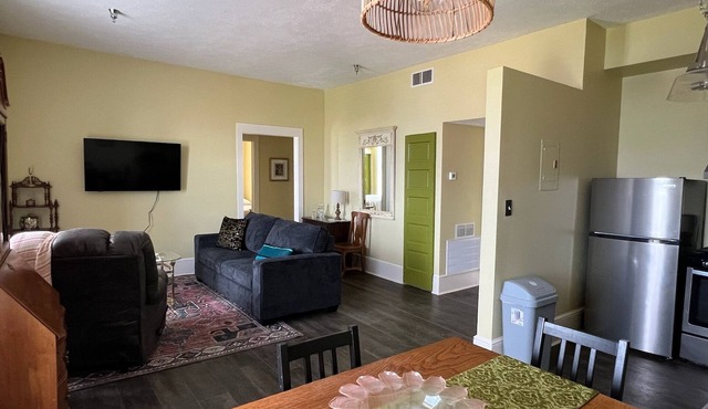 Comfy loft with views of Ashtabula River! In the center of Bridge Street!