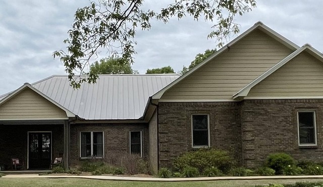 Country Oasis - Just minutes from town