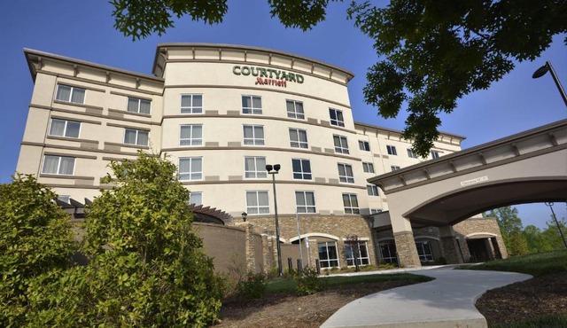 Courtyard by Marriott Asheville Airport