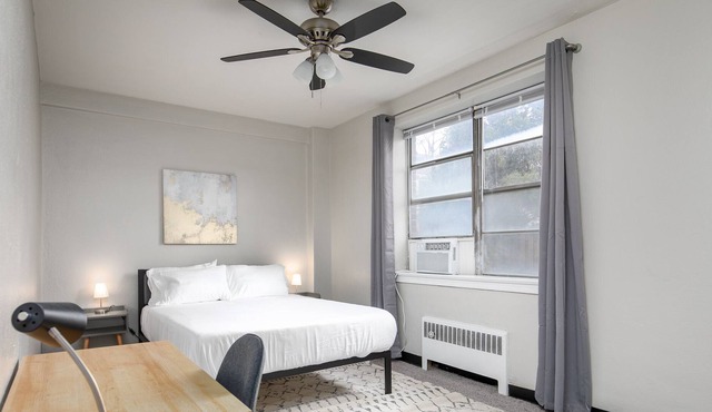 Cozy 1 BDRM ♛near UAB♛Fast Wifi✓Remote Work Space✓