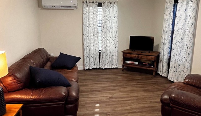 Cozy 1-bedroom house in serene Carriere with AC