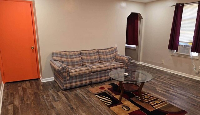 Cozy 1BR in Pleasant Ridge