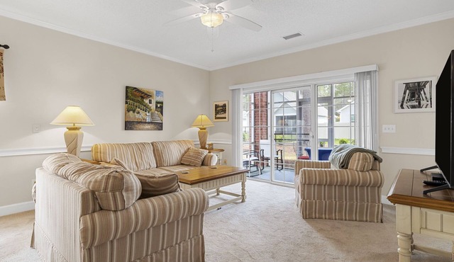 Cozy 2BR Condo in Little River – Near Beaches & Golf