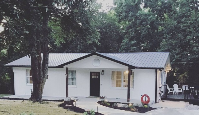 Cozy Cabin in Leipers Fork, TN