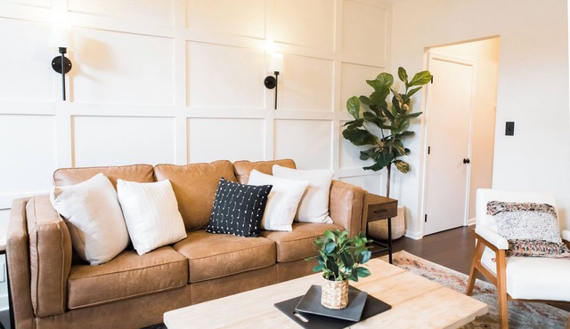Cozy Cottage Downtown - Walk to OTR & Stadiums