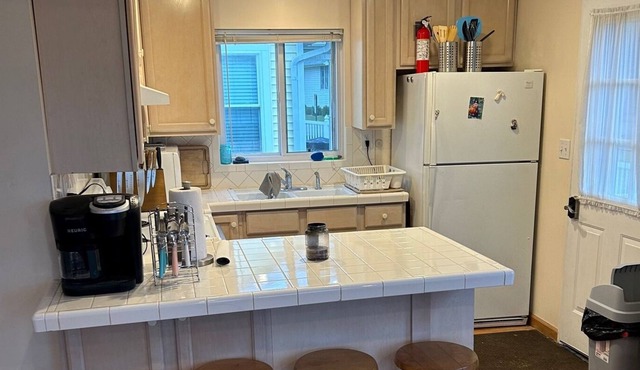 Cozy, family-friendly cottage with comfortable appointments in a great community