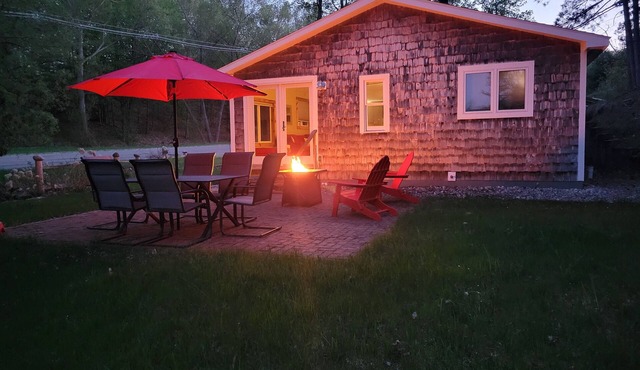 Creekside Private 2 Bedroom Ranch on 3 Acres