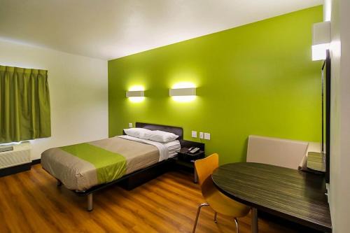 Days Inn by Wyndham South Bend/Notre Dame