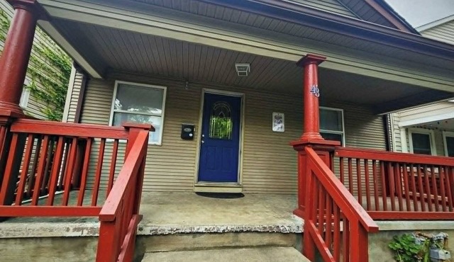 Dayton Dorm Style House 1-43- walk to University of Dayton