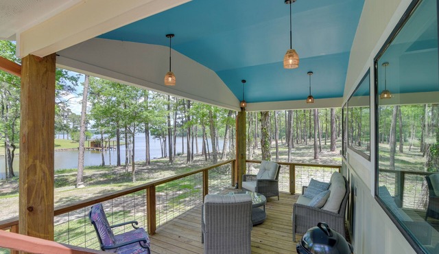 Deck & Dock Access! Sunlit Lake Livingston Escape
