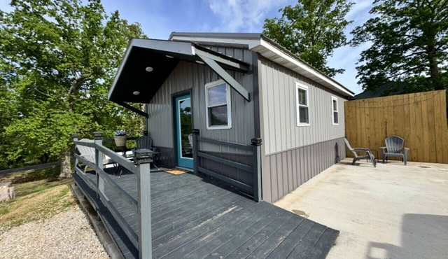 Desperado Town Cabin