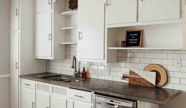 Digs 2 of 5: 2BDRM, Open & Airy, Private Parking, Central, 1st Floor & More!