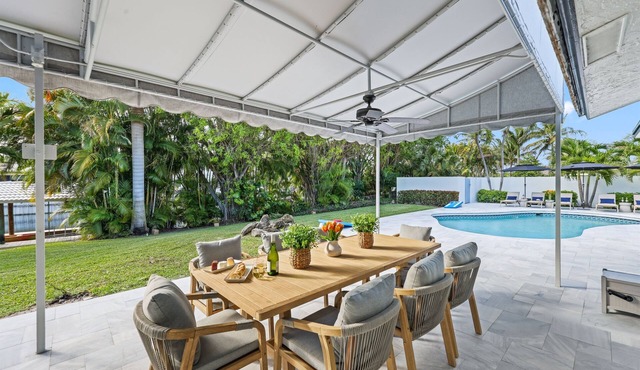 Direct Lake Ida Access | Sleeps 8 | Golf Cart | Heated Pool | by Delray Nightly