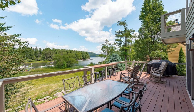 Dockside Bliss w/Hot Tub, Fire Pit & Big Deck