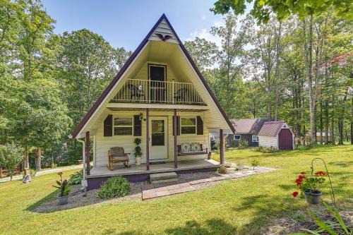 Dog-Friendly Home Rental ~ 5 Mi to Cave Run Lake!