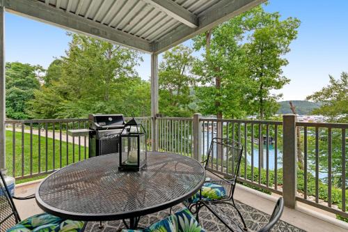 Dog Welcome Condo Sleeps 6 Lake Views Dock Access