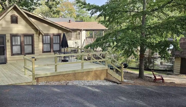 Edgewater Resort - Cottage #6