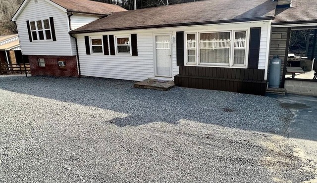 Ellis Trail Lodging in Gilbert West Virginia across from the Rockhouse trails