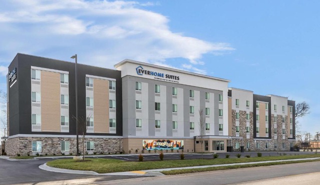 Everhome Suites Clarksville Ft Campbell Area by Choice Hotels