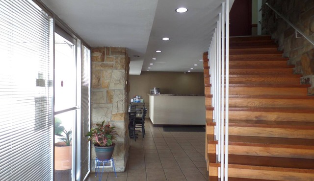 Executive Inn