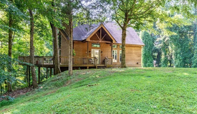 Expansive Views of Dale Hollow!