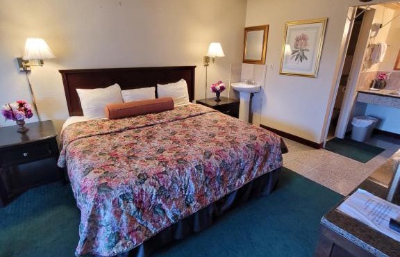 Express Inn and Suites