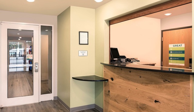 Extended Stay America Select Suites - Fayetteville