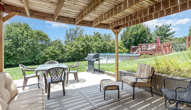 Family Fun by the Ark Encounter, sleeps 11 w/Pool