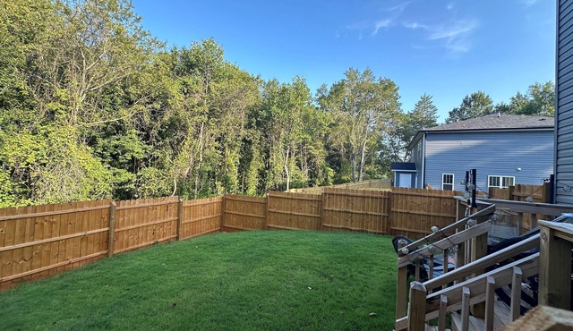 Fenced in Yard/15 Min to DT GVL/Fire Pit/Grill